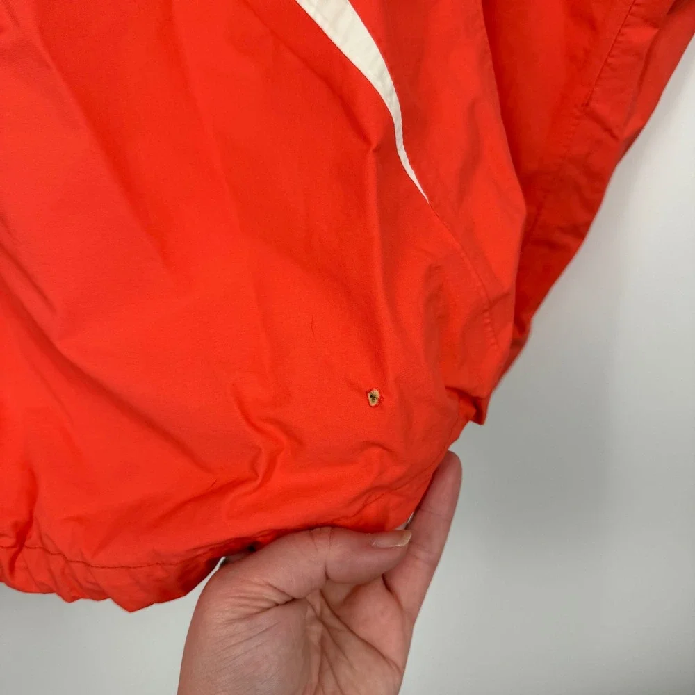The North Face HyVent Ski Jacket Womens Small Red White Waterproof‎ Hooded Shell
